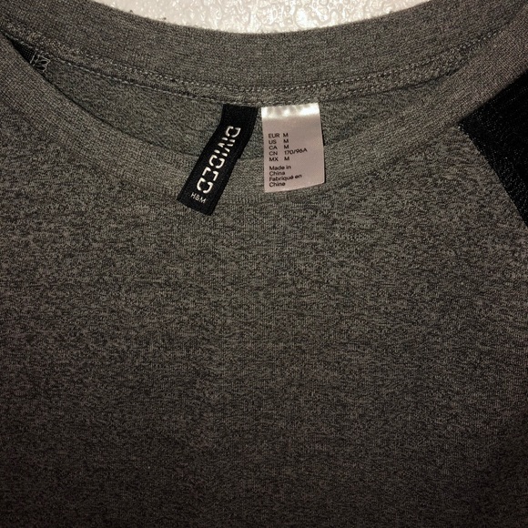 Baseball T-shirt with mesh sleeves - Picture 2 of 3